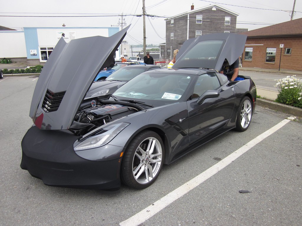 Yarmouth Antique Parade and Car Show 2016 photo 40